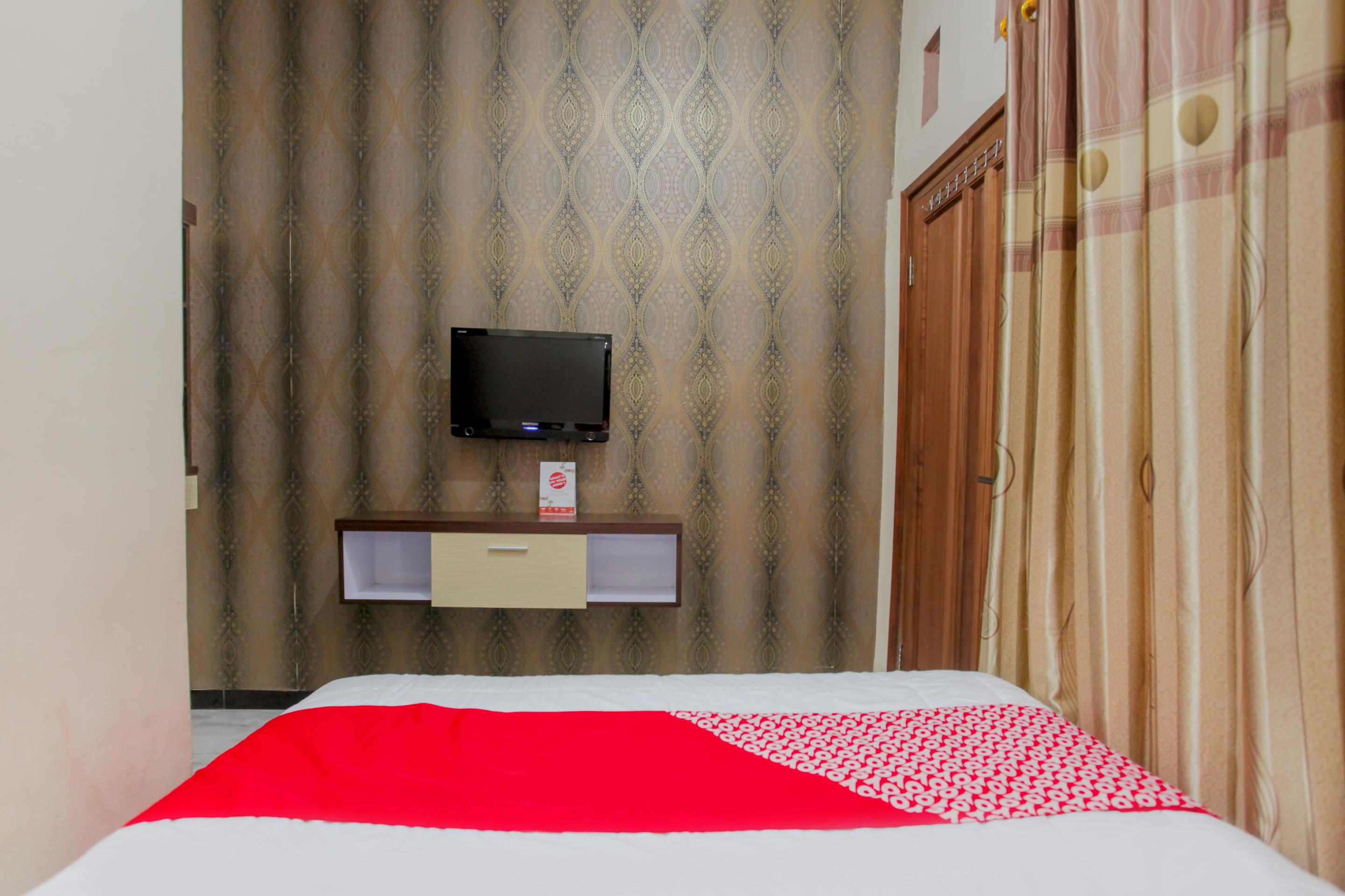 Reddoorz At Villa Akbar 3 Batu  Exterior foto