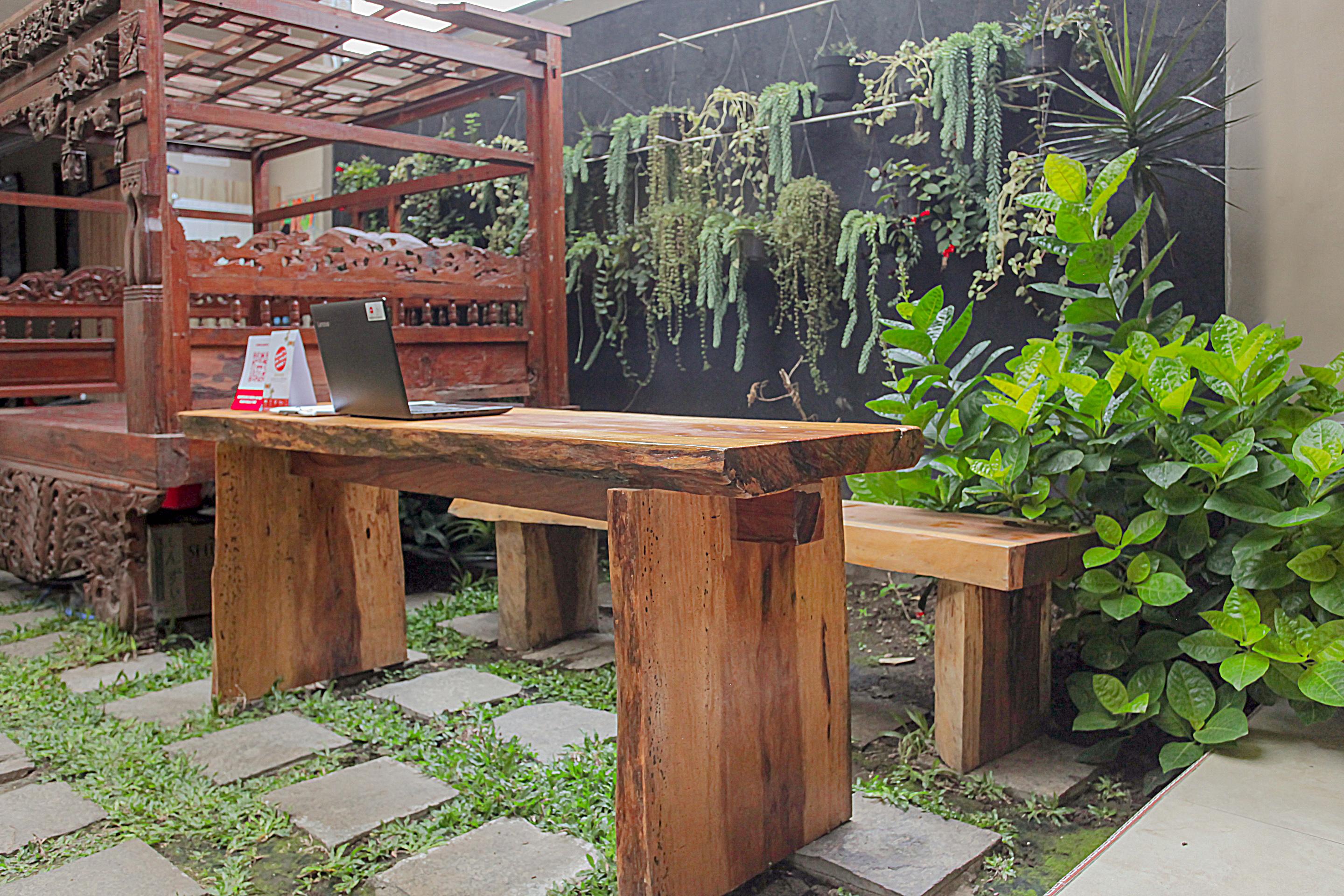 Reddoorz At Villa Akbar 3 Batu  Exterior foto