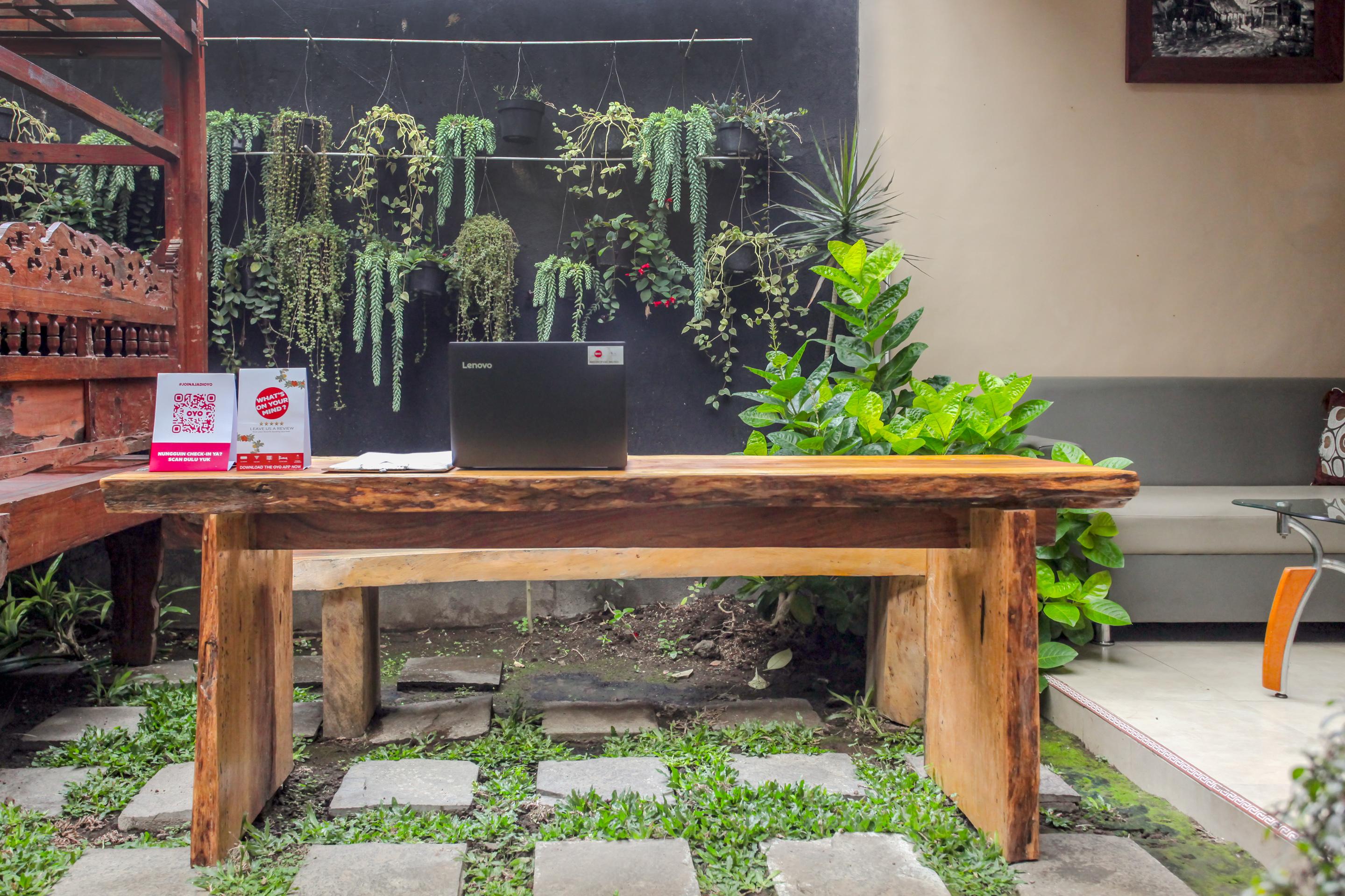 Reddoorz At Villa Akbar 3 Batu  Exterior foto